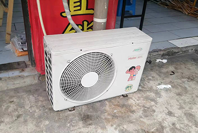 偏关空调突然不制冷只吹自然风怎么办？